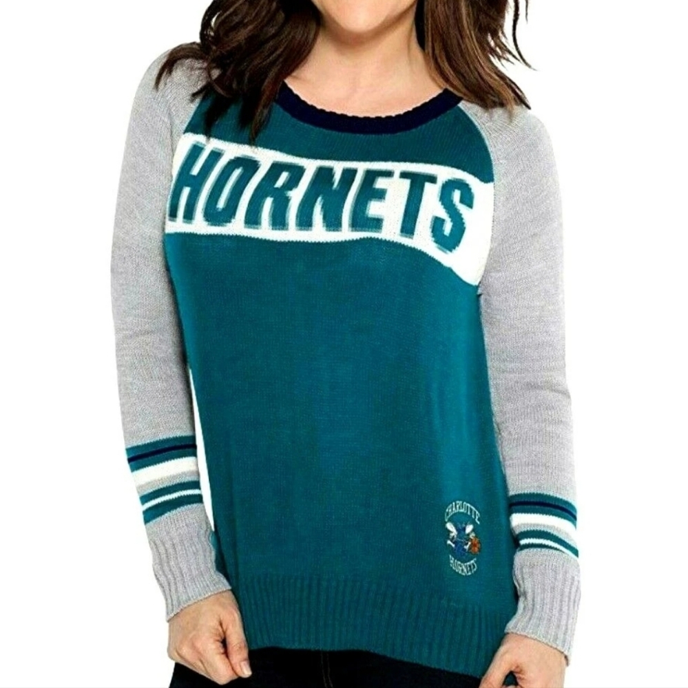 Charlotte Hornets Womens Sweater Size Large Alyssa Milano Team Spirit Crew Neck